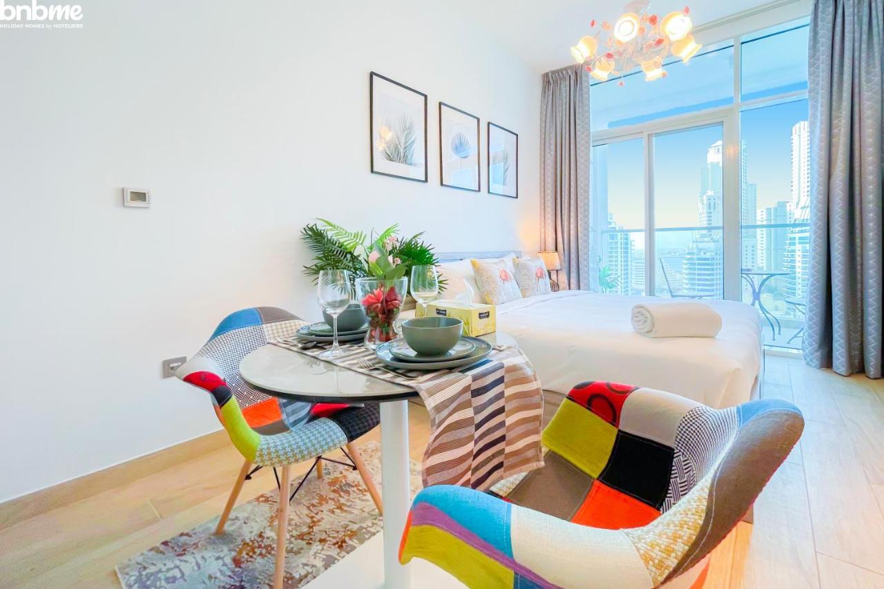 Bnbmehomes - Beautiful Lake View Studio Near Marina - 1504 두바이 외부 사진