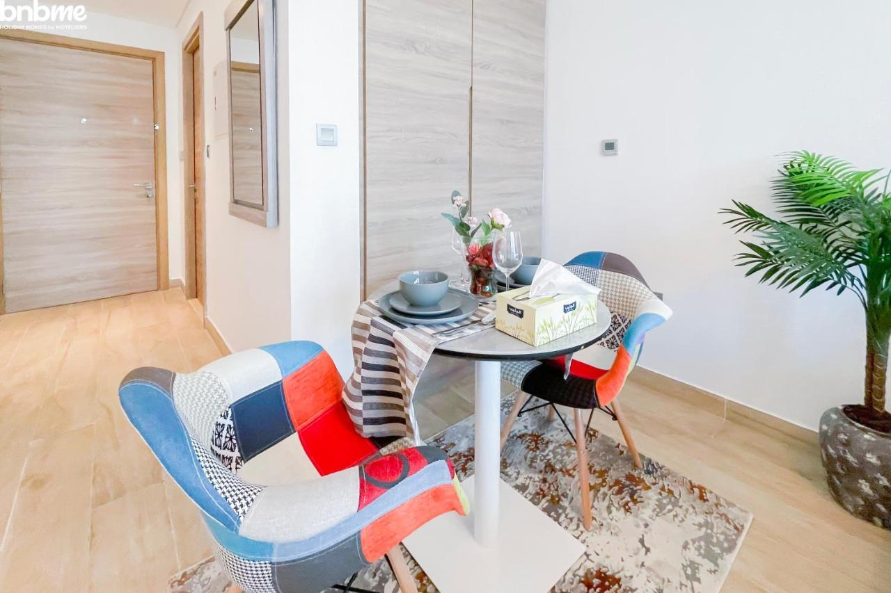 Bnbmehomes - Beautiful Lake View Studio Near Marina - 1504 두바이 외부 사진